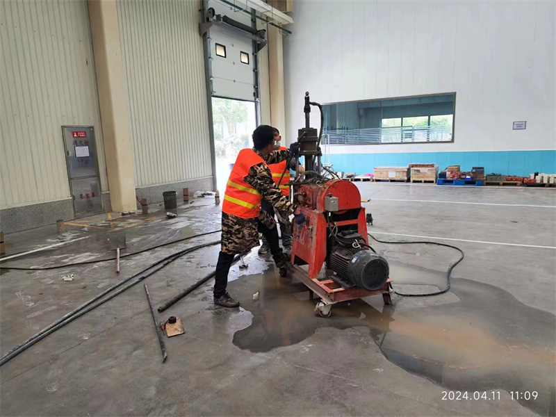 栖霞厂房地面下沉塌陷注浆加固施工